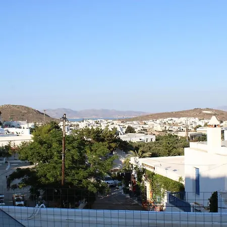 Stardust Of Plaka Plaka (Milos)